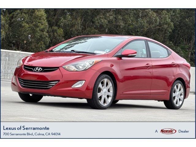 2011 HYUNDAI Elantra