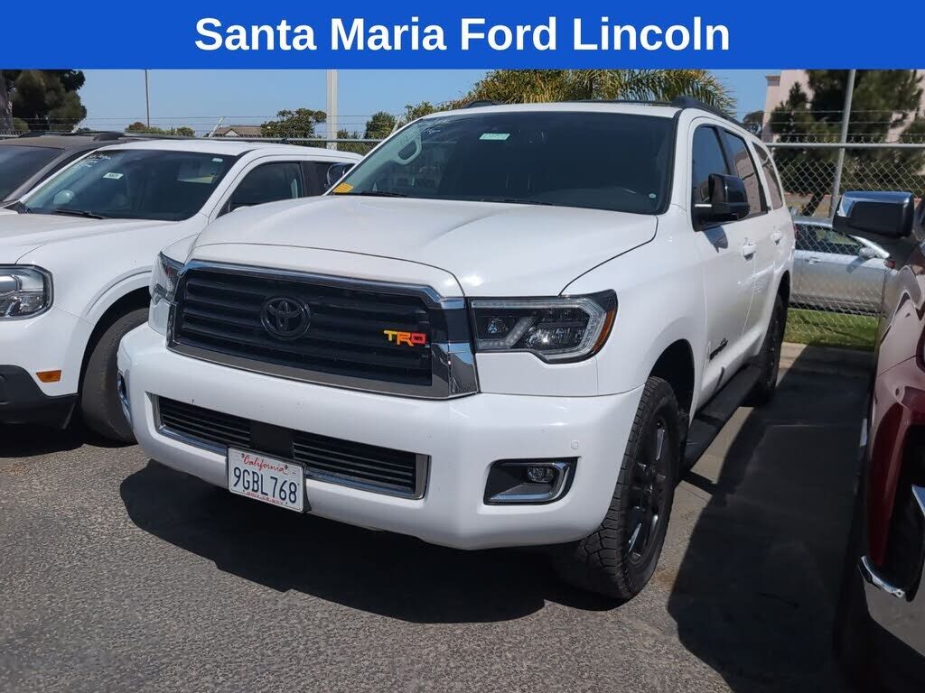 2020 TOYOTA Sequoia