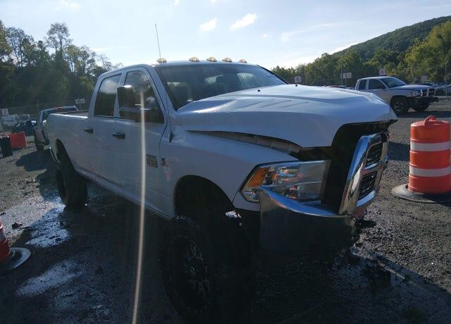 2012 DODGE Ram