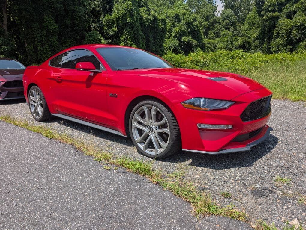 2021 FORD Mustang