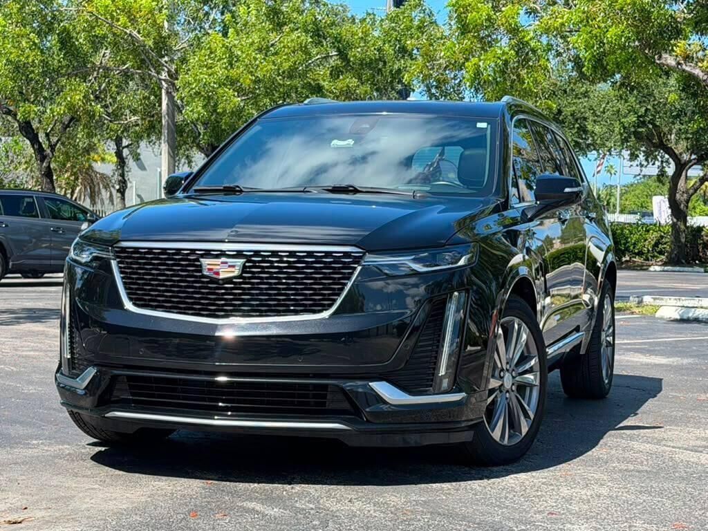 2022 CADILLAC XT6