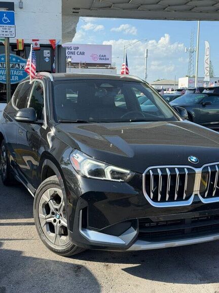 2025 BMW X1