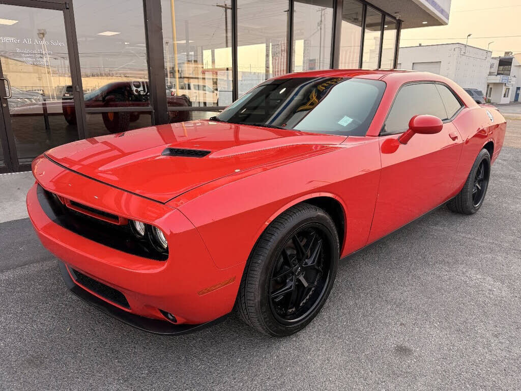2016 DODGE Challenger
