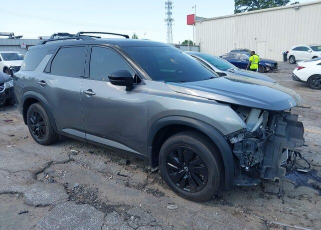 2022 NISSAN Pathfinder