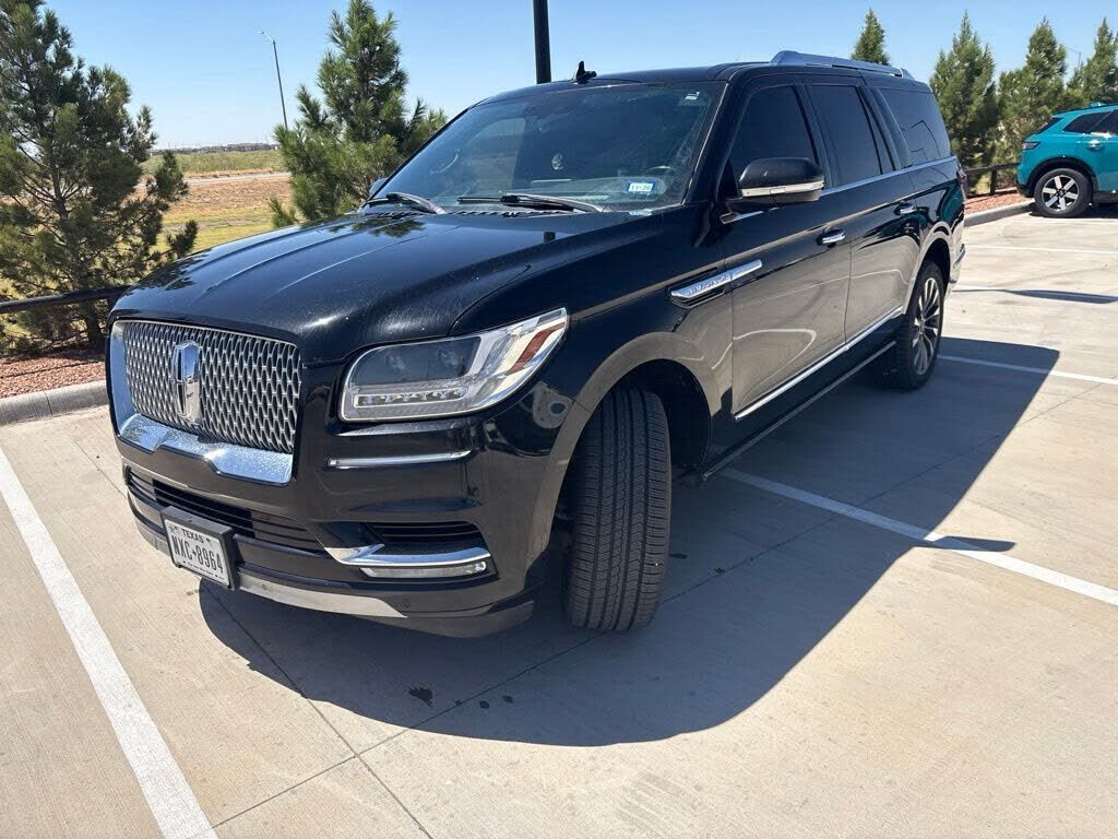 2019 LINCOLN Navigator L