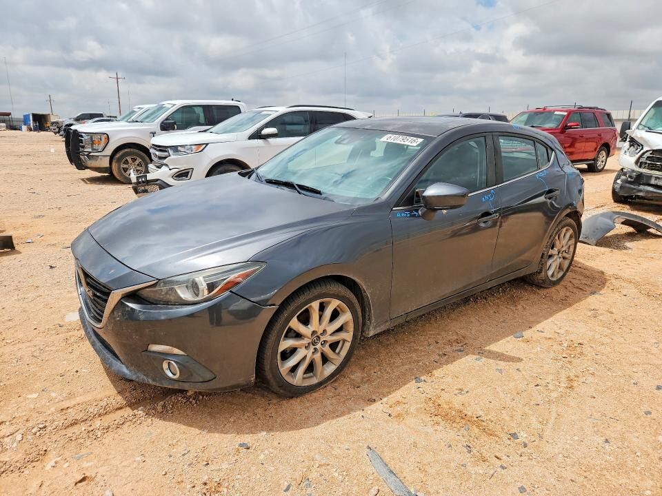 2015 MAZDA Mazda3