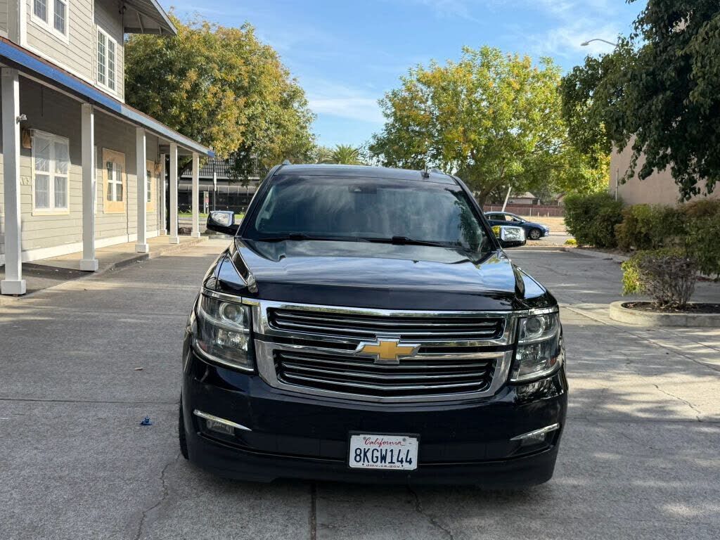 2016 CHEVROLET Suburban