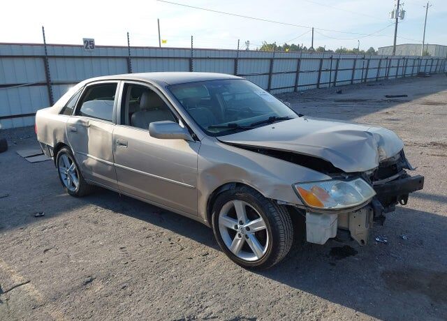 2002 TOYOTA Avalon