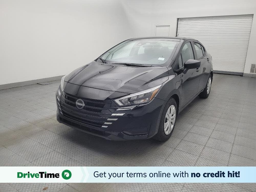 2025 NISSAN Versa