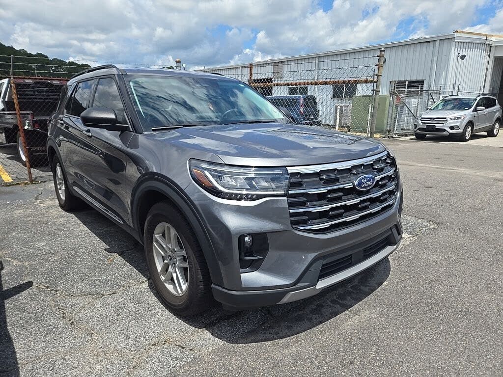 2025 FORD Explorer