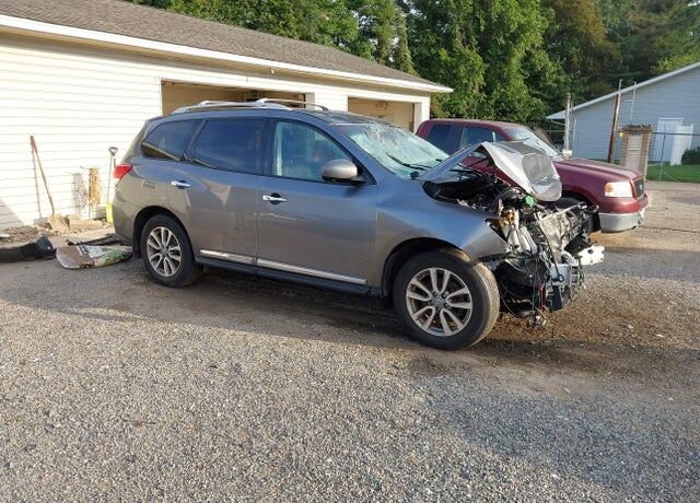 2015 NISSAN Pathfinder