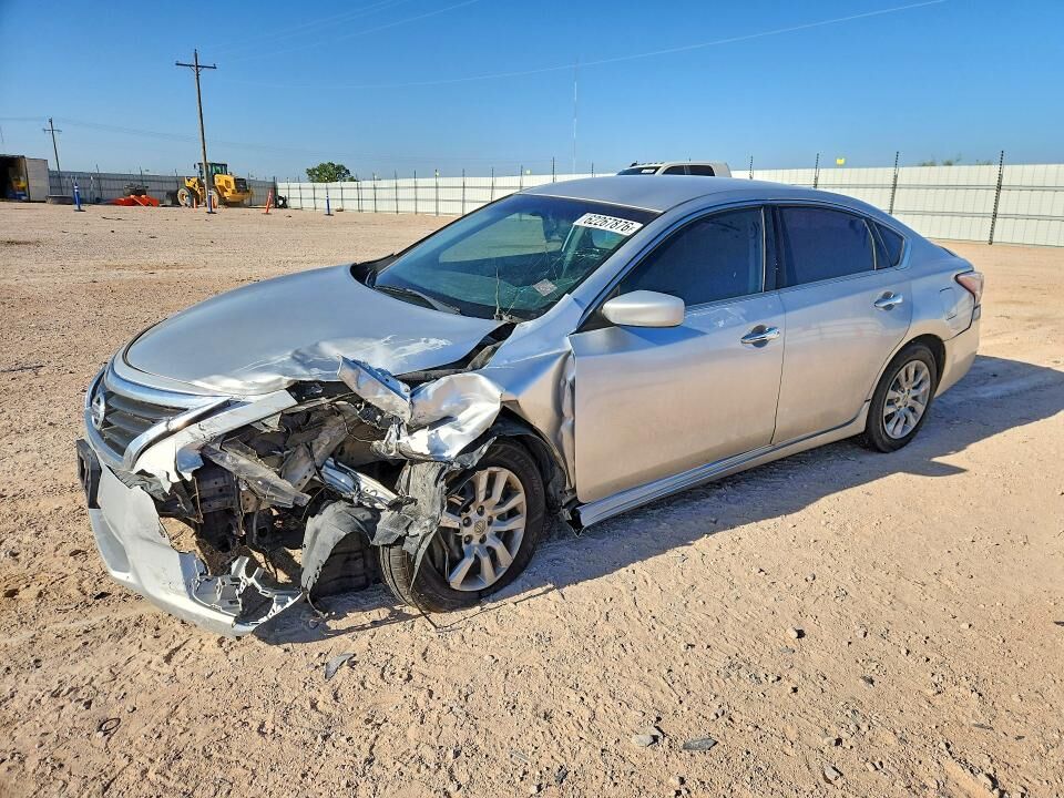 2015 NISSAN Altima