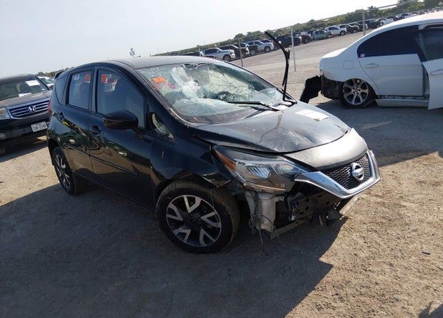 2017 NISSAN Versa