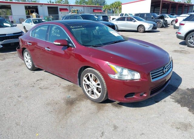 2013 NISSAN Maxima