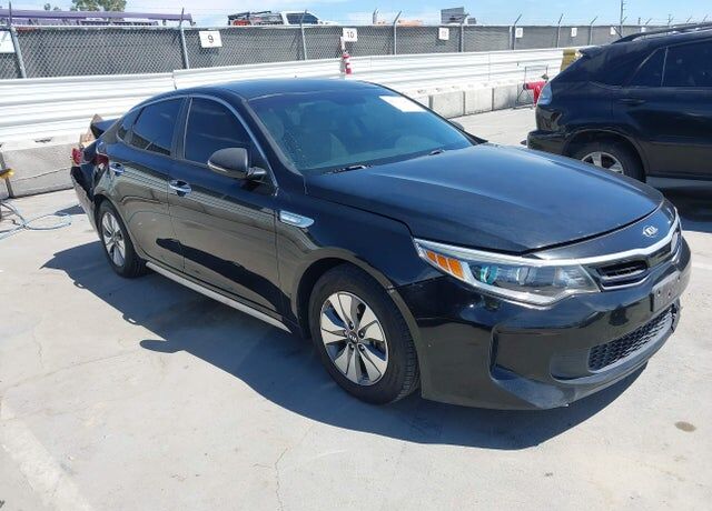 2017 KIA Optima