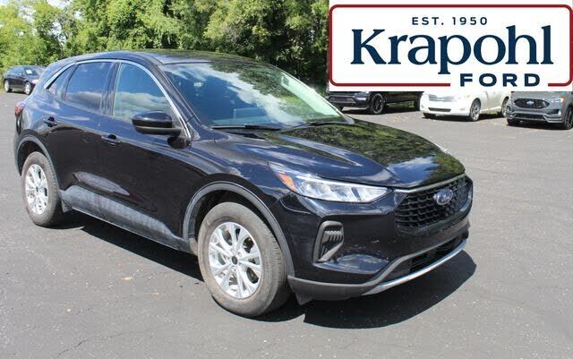 2023 FORD Escape