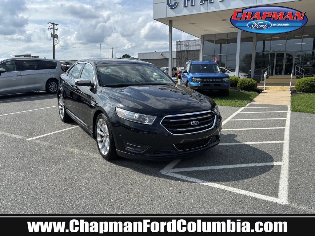 2013 FORD Taurus