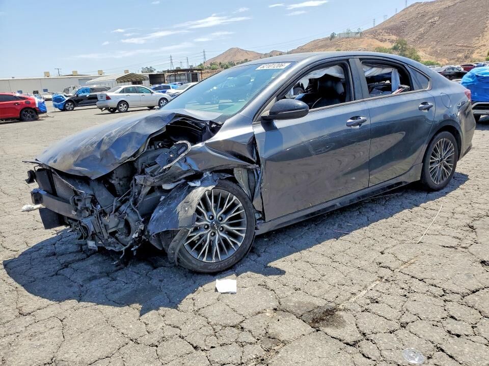 2023 KIA Forte