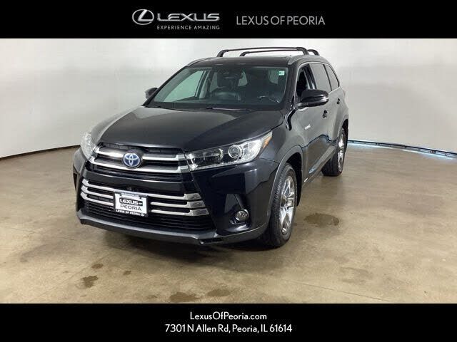 2017 TOYOTA Highlander