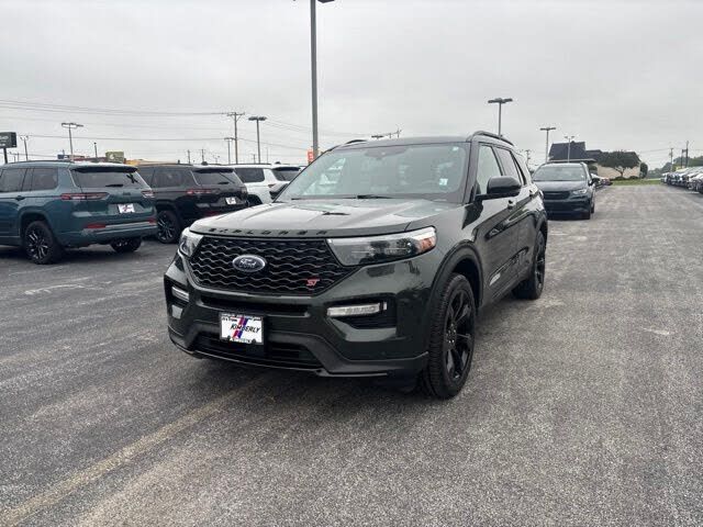 2022 FORD Explorer