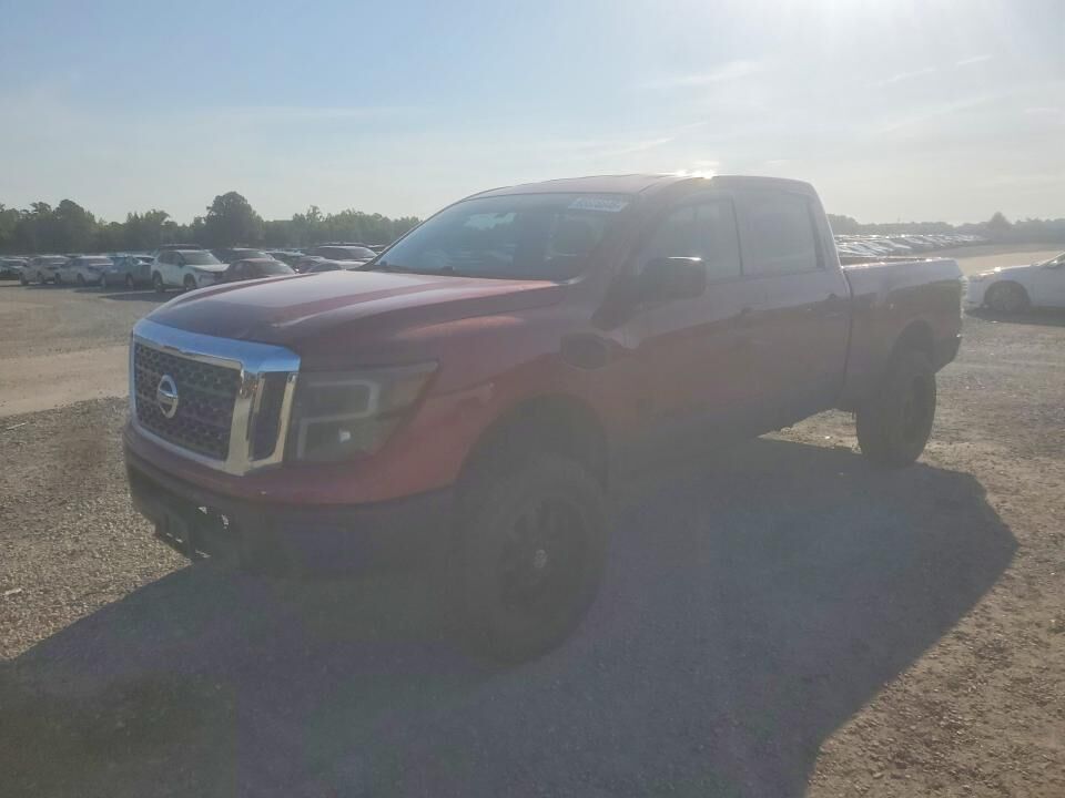 2016 NISSAN Titan