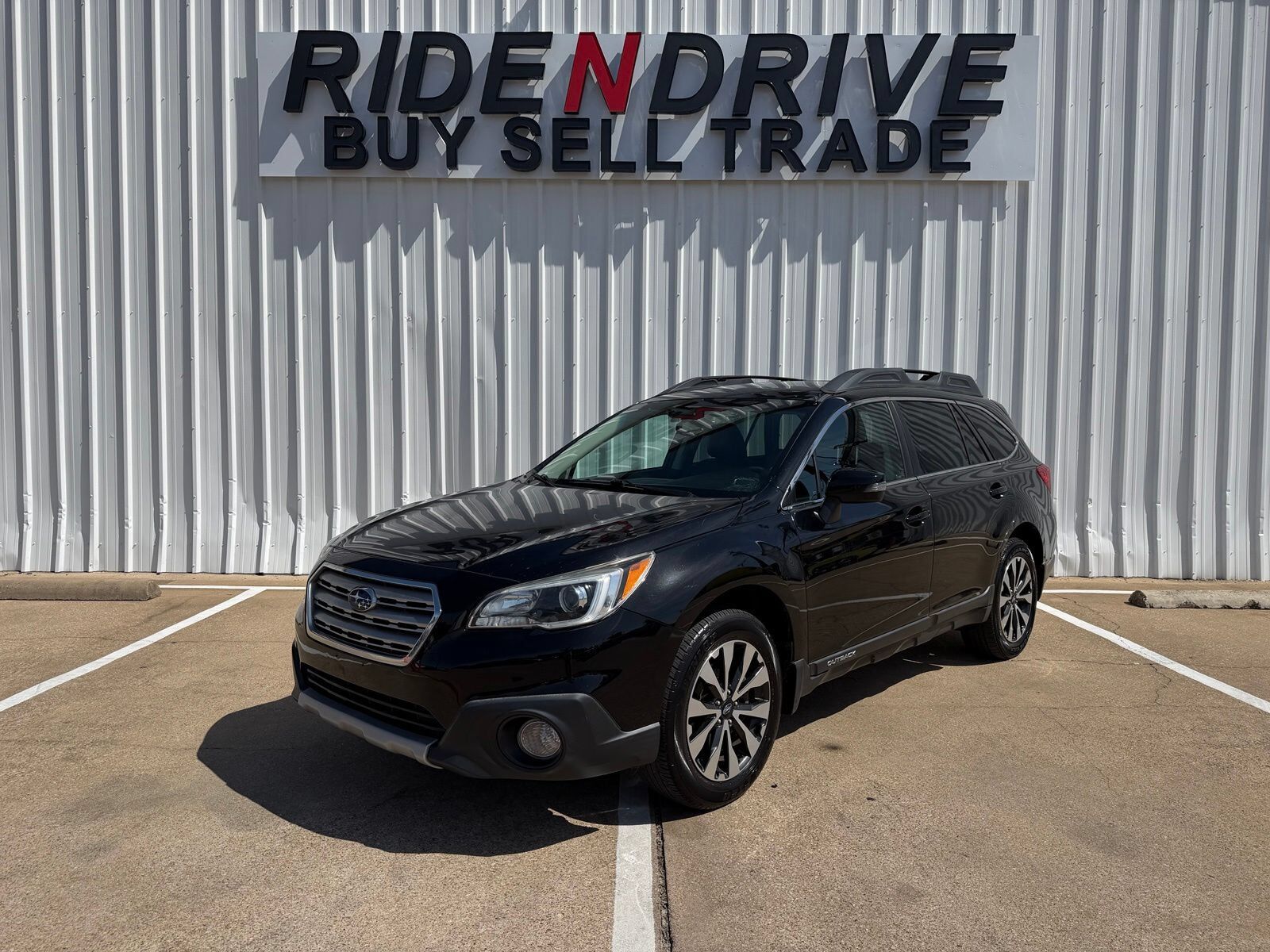 2017 SUBARU Outback
