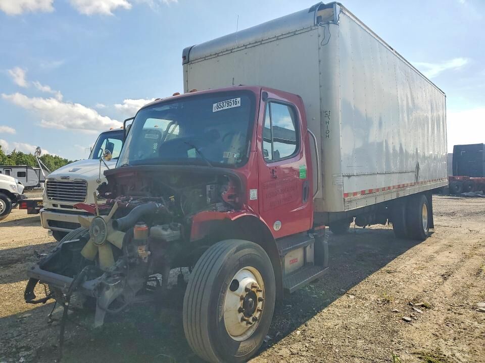 2015 FREIGHTLINER M2