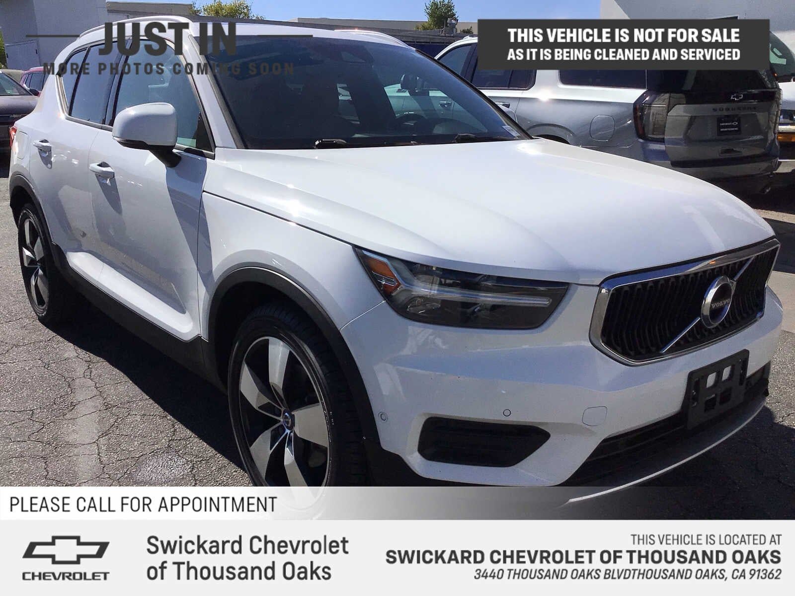 2019 VOLVO XC40