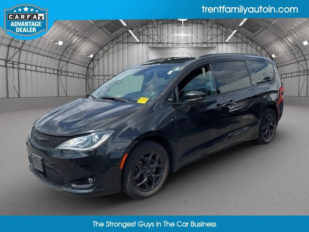 2019 CHRYSLER Pacifica