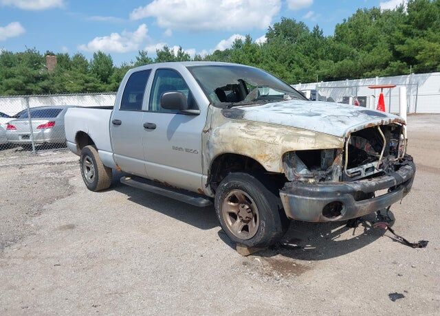 2004 DODGE Ram