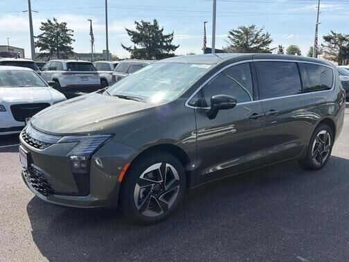 2027 CHRYSLER Pacifica