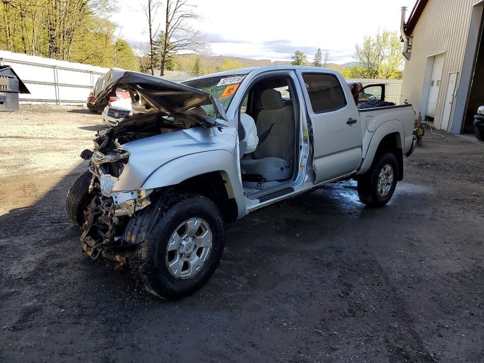2011 TOYOTA Tacoma