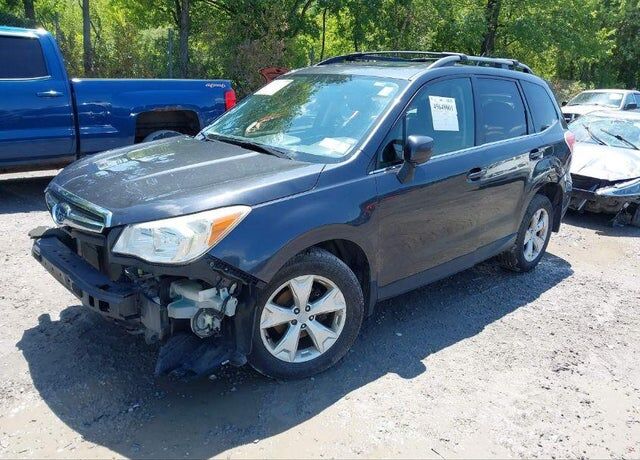 2015 SUBARU Forester