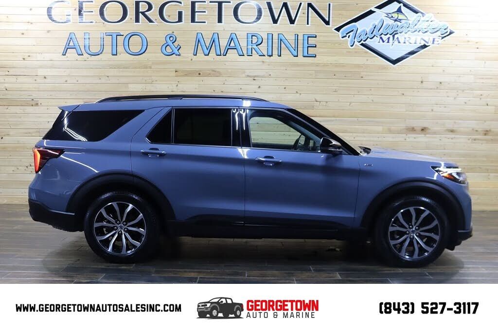 2025 FORD Explorer