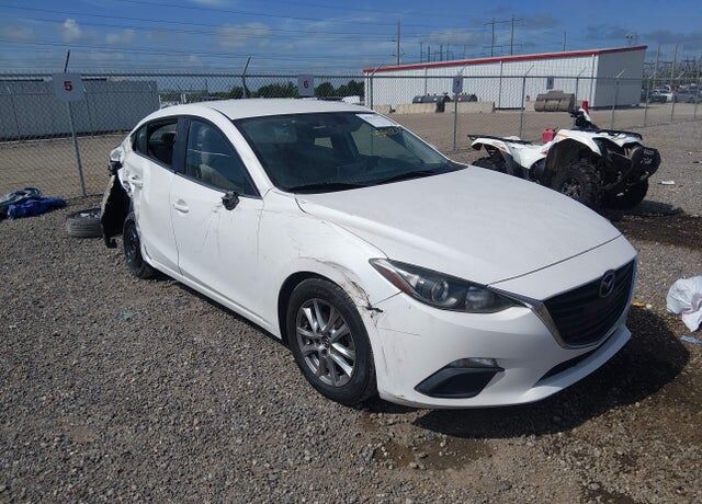 2014 MAZDA Mazda3