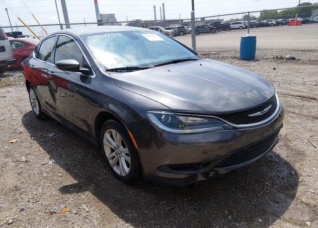 2016 CHRYSLER 200