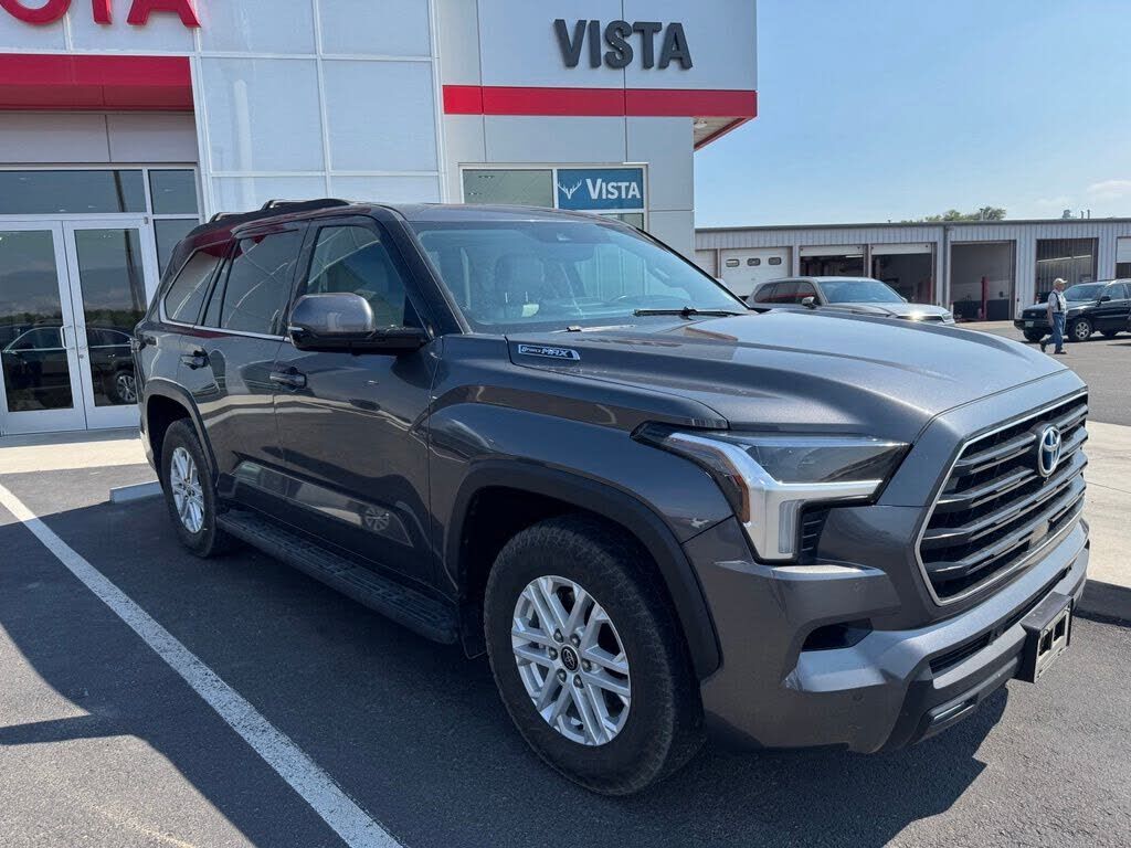 2023 TOYOTA Sequoia