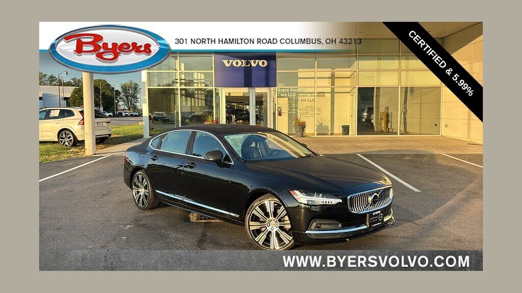 2023 VOLVO S90