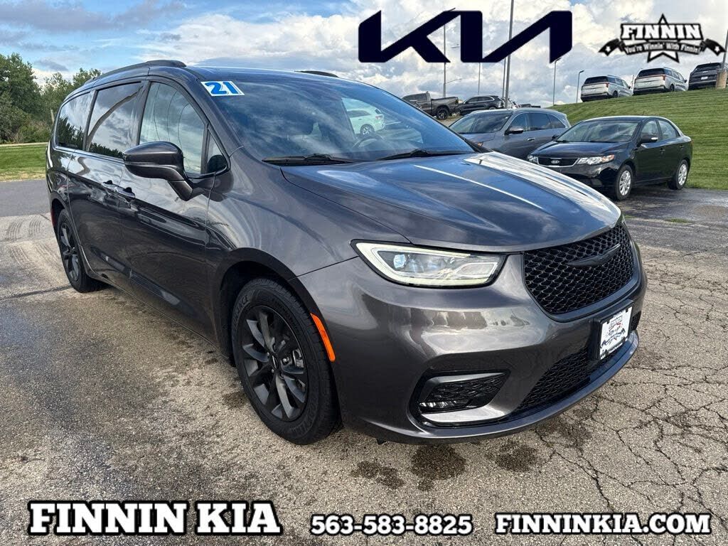 2021 CHRYSLER Pacifica