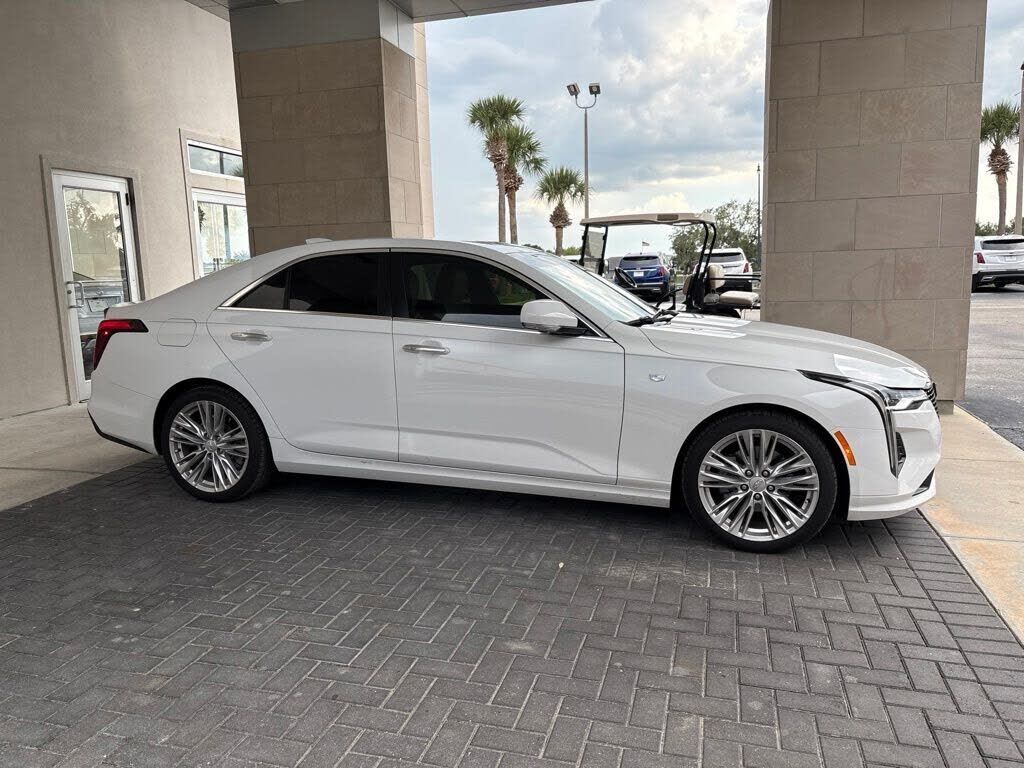 2021 CADILLAC CT4