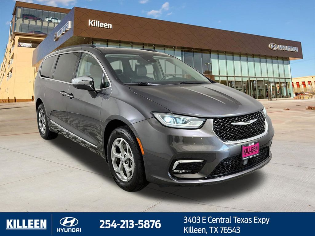 2022 CHRYSLER Pacifica