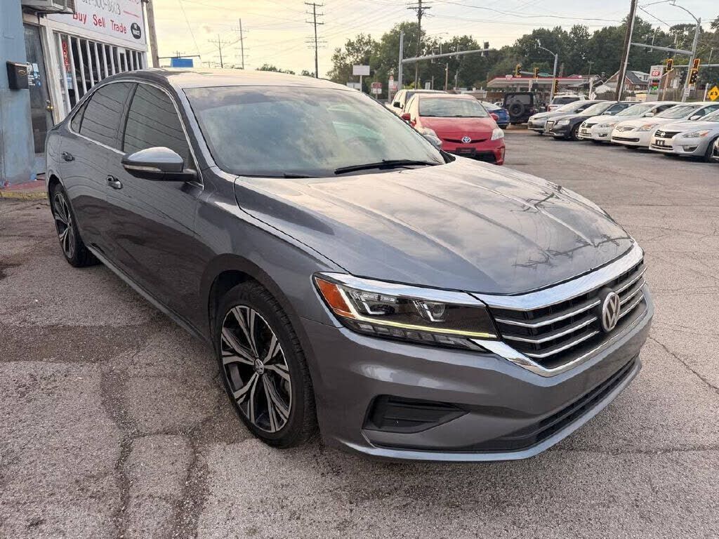 2022 VOLKSWAGEN Passat