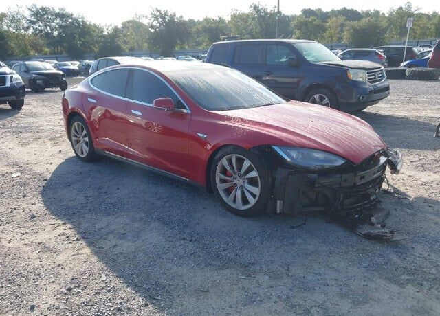 2014 TESLA Model S