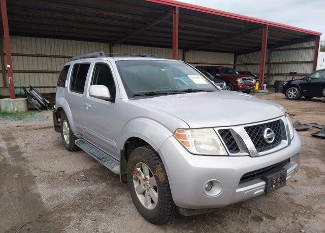 2012 NISSAN Pathfinder