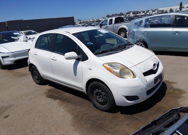 2009 TOYOTA Yaris
