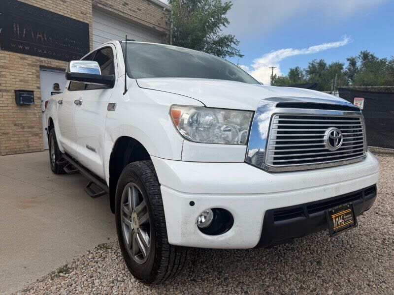 2012 TOYOTA Tundra