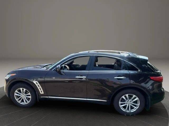 2010 INFINITI FX35