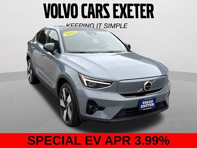 2023 VOLVO C40