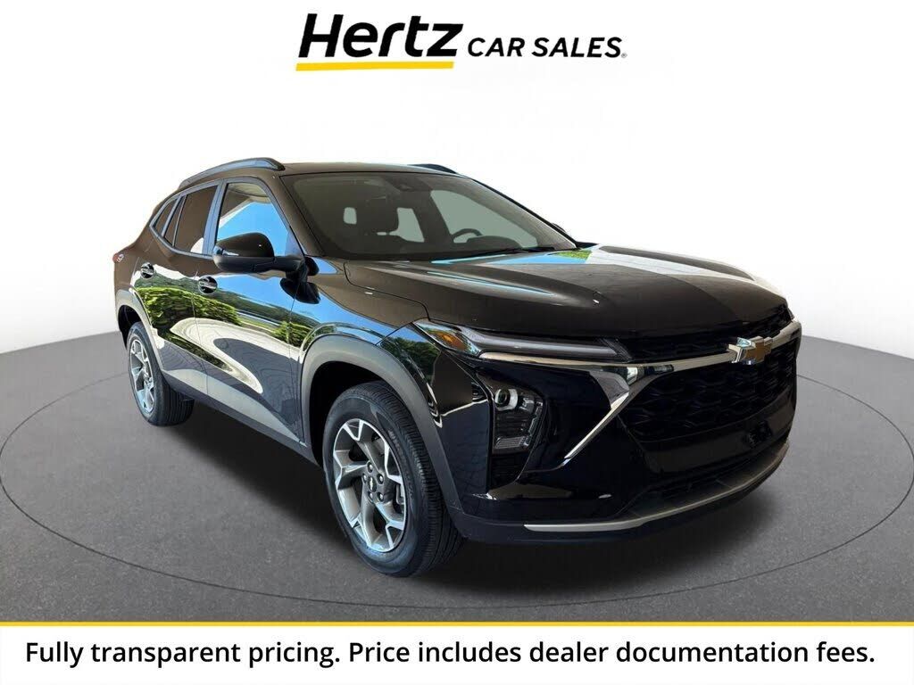 2025 CHEVROLET Trax