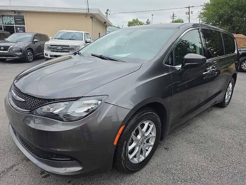 2022 CHRYSLER Pacifica